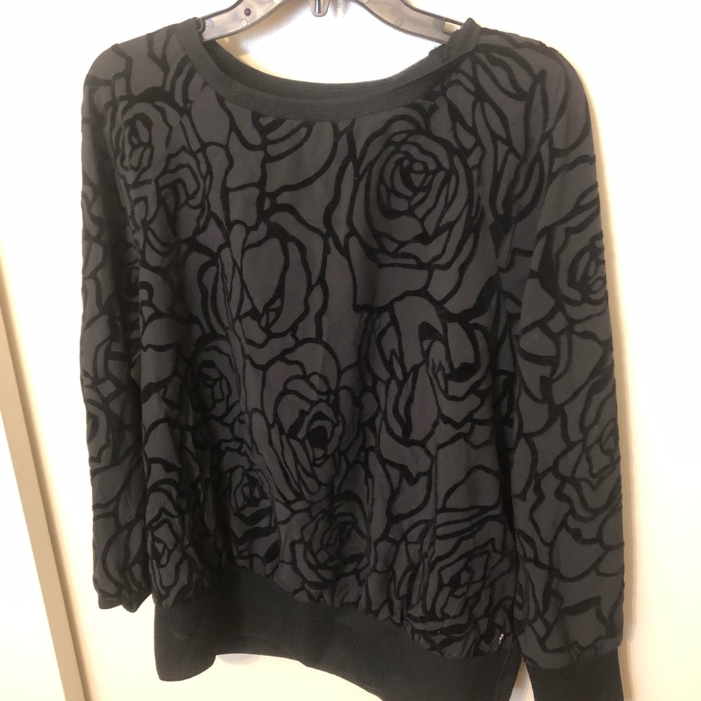 Fabletics Pull Over (Medium)